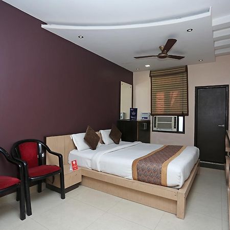Oyo 11596 Sanjay Guest House Kanpur Exterior photo